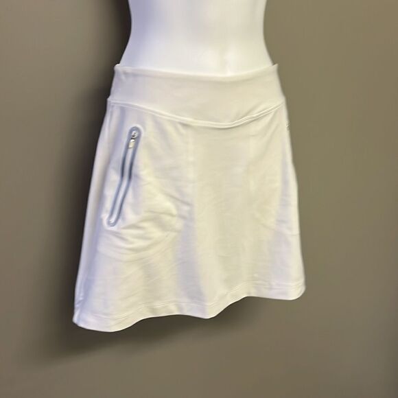 Nike Golf Tour Performance White Skort with Built-In Shorts- Small - Picture 3 of 14